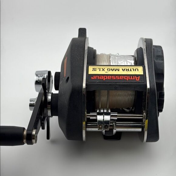 Ambassadeur Ultra Mag XL III Fishing Reel - Picture 3 of 6